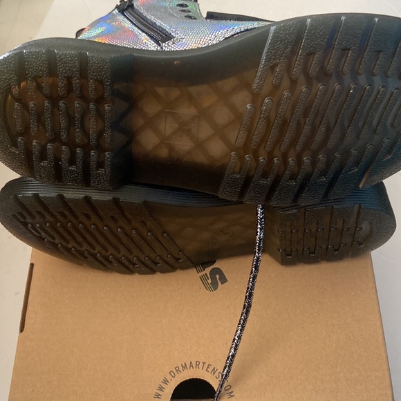 Dr Martens boots - Picture 13 of 13